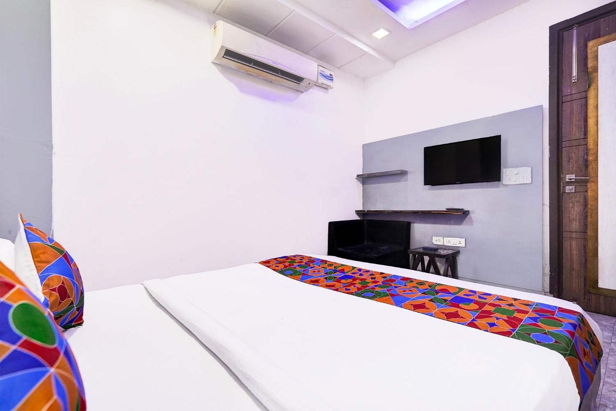 Fabhotel Season Grand Delhi  Eksteriør bilde